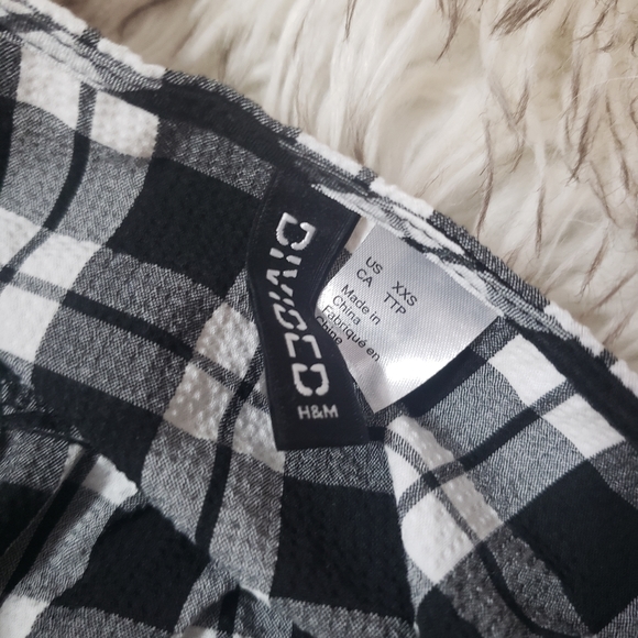 Off shoulder dress - Picture 3 of 4